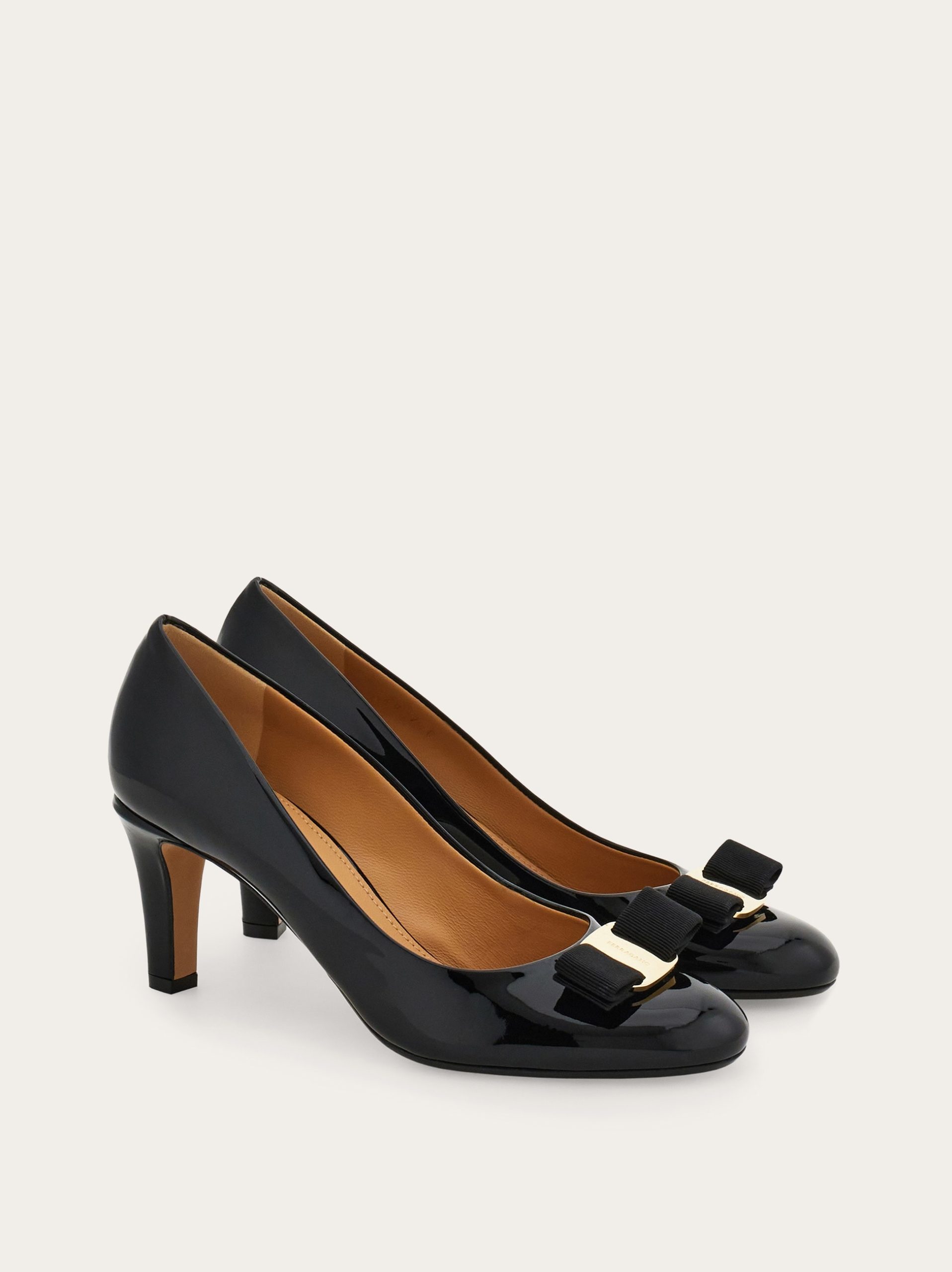 Ferragamo Vara bow pump shoe - Image 5